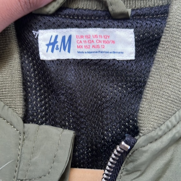 H&M Army Green bomber - Picture 3 of 4